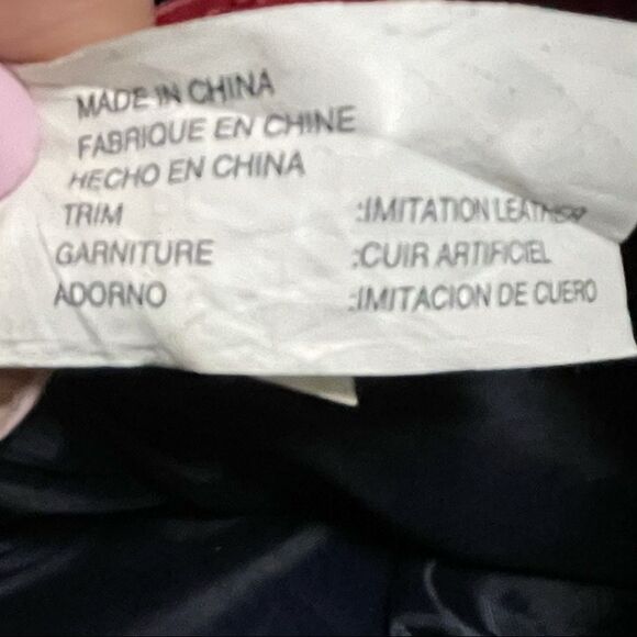 Tommy Hilfiger Monogrammed Black and Cream Crossbody Purse - Picture 7 of 11